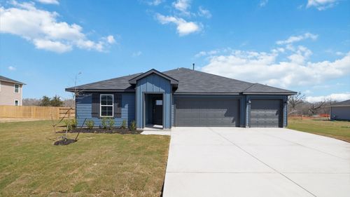 215 Great Northern Dr, Cedar Creek, TX, 78612-2179 | Card Image