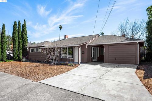 3460 Mayette Ave, Santa Rosa, CA, 95405-7047 | Card Image
