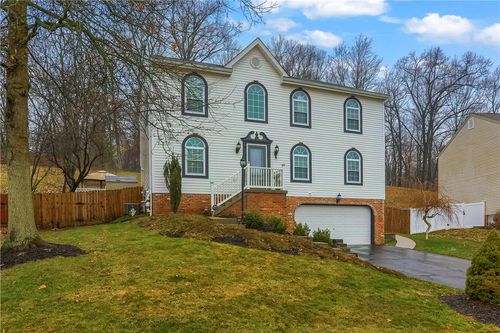 420 Blue Ridge Dr, Moon Twp, PA, 15108-5500 | Card Image