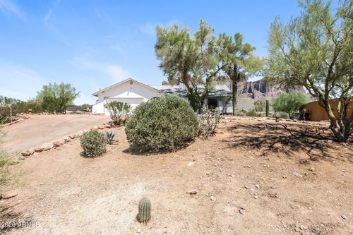 3961 N Val Vista Rd, Apache Junction, AZ, 85119-8612 | Card Image