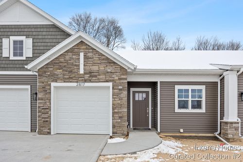 11-2817 W Cobblestone Ct Se, Kentwood, MI, 49512-5498 | Card Image