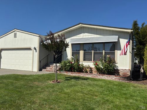 222 Shirley Ct, Napa, CA, 94558-1670 | Card Image