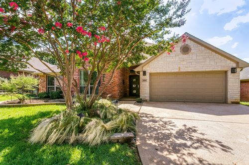 4320 Country Ln, Grapevine, TX, 76051-6714 | Card Image