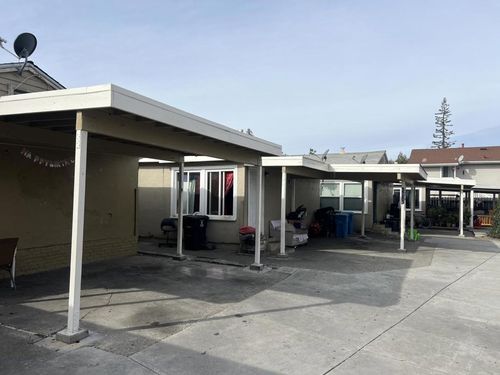 3071 Williams Ave, Redwood City, CA, 94063-3761 | Card Image