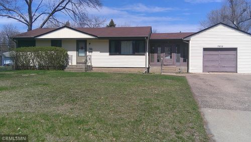 7808 Iris Dr N, Brooklyn Park, MN, 55428-2264 | Card Image