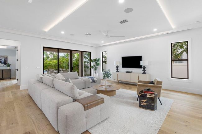 731 Se 4 Th Ave, House other with 4 bedrooms, 5 bathrooms and null parking in Delray Beach FL | Image 7