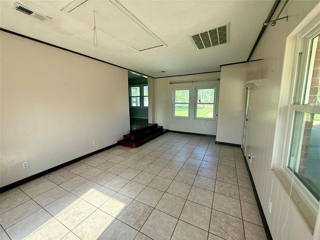 Living Room | Image 7