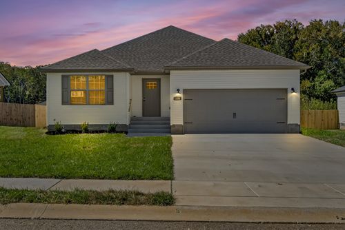 613 N Liberty Church Rd, Clarksville, TN, 37042 | Card Image