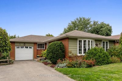 70 Dorchester Dr, House other with 3 bedrooms, 2 bathrooms and 4 parking in Brampton ON | Image 1