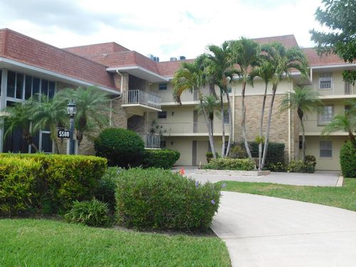 305-5500 Tamberlane Cir, Palm Beach Gardens, FL, 33418-4101 | Card Image