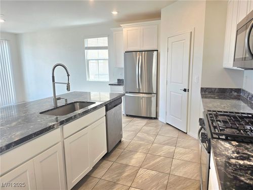 2406 Bellinzona Pl, Henderson, NV, 89044-1779 | Card Image