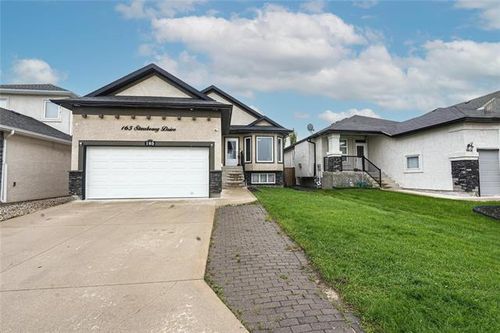 165 Strasbourg Dr, Winnipeg, MB, R2P1S1 | Card Image