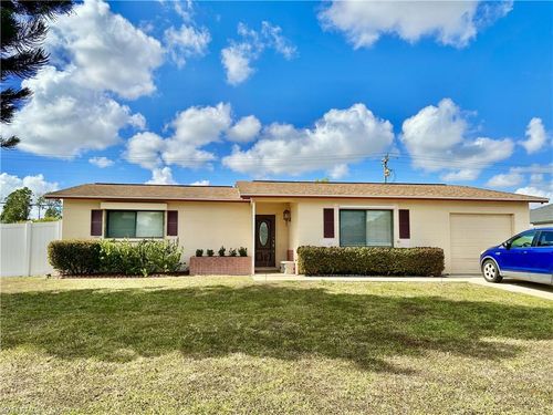 340 Inwood Ave S, LEHIGH ACRES, FL, 33936-5806 | Card Image