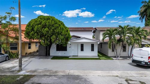 2-1283 W 42nd St, Hialeah, FL, 33012-5909 | Card Image