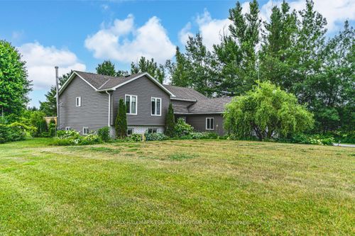 285 Warminster Sideroad, Coldwater, ON, L0K1E0 | Card Image