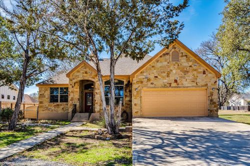 11 Rhapsody Ln, Wimberley, TX, 78676-2014 | Card Image