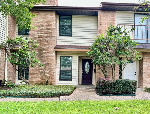 2512 Bering Dr, Houston, TX, 77057-4902 | Card Image