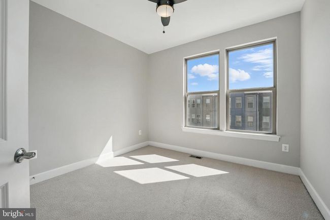 9870 Buchanan Loop, Townhouse with 4 bedrooms, 4 bathrooms and null parking in MANASSAS VA | Image 18