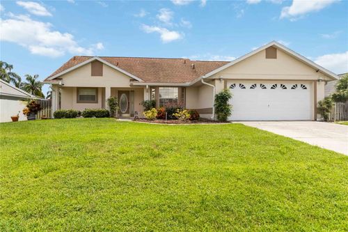 202 Bent Oak Loop, DAVENPORT, FL, 33837-5784 | Card Image