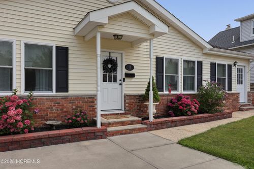 18 Smock St, Neptune City, NJ, 07753-6743 | Card Image