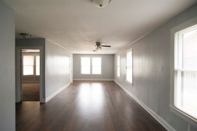 3010 E 12th Street, House other with 3 bedrooms, 1 bathrooms and 2 parking in Austin TX | Image 2