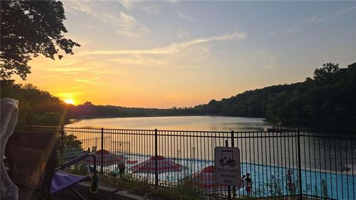 3147 Black Swan Dr, Shawnee, KS, 66216-1232 | Card Image
