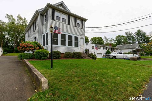 61 Elm St, North Haven, CT, 06473-2509 | Card Image