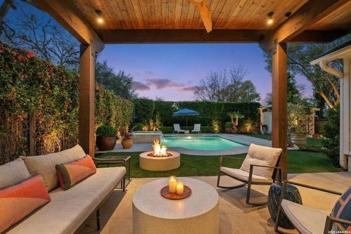 122 W Edgewood Pl, Alamo Heights, TX, 78209-3703 | Card Image