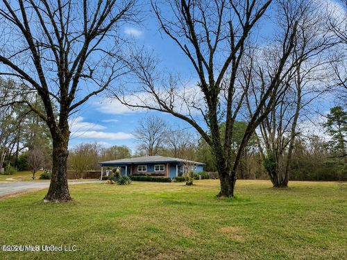 401 Carpenter St, Utica, MS, 39175-9590 | Card Image