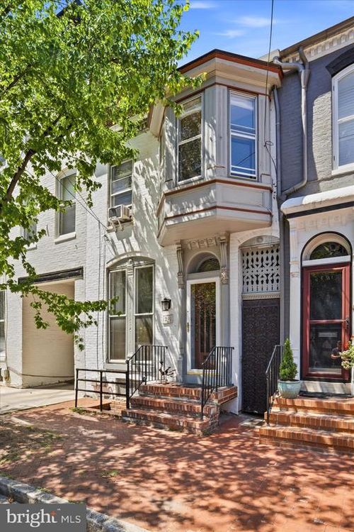 29 E 3rd St, FREDERICK, MD, 21701-5310 | Card Image