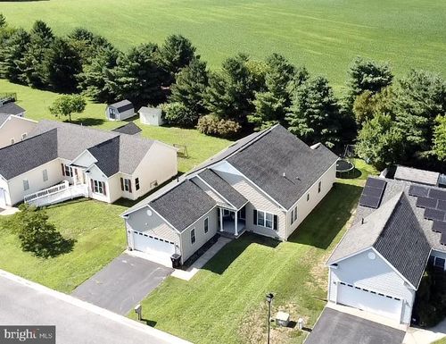 537 Cams Fortune Way, HARRINGTON, DE, 19952-2576 | Card Image