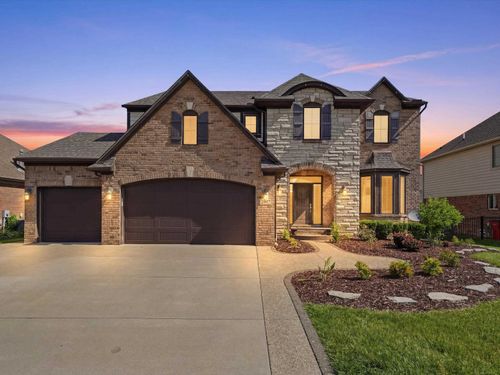 21917 Bellewood Dr, Macomb, MI, 48044-2324 | Card Image