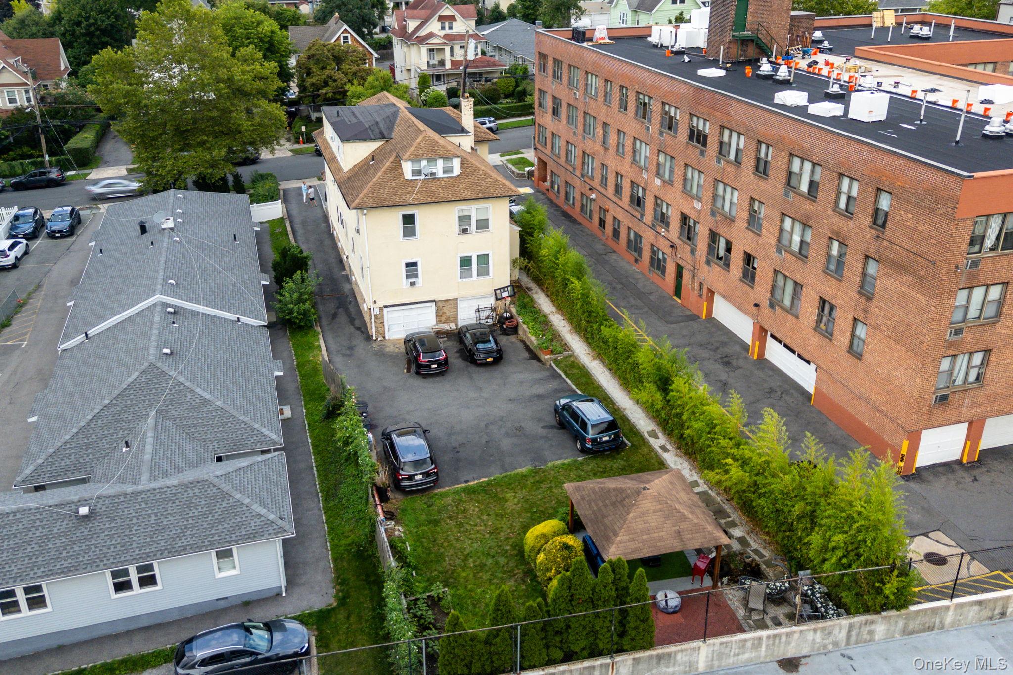 Residential Income in White Plains 5