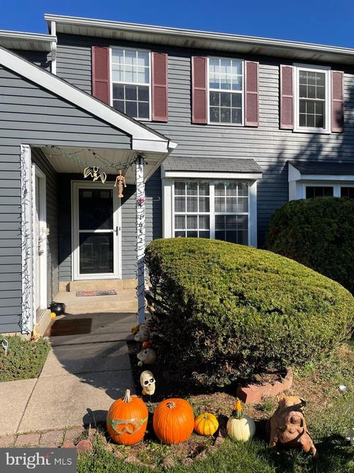 1st-1652 Bluebird Dr, YARDLEY, PA, 19067-6321 | Card Image