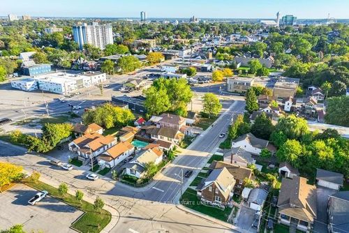 4754 First Ave, Niagara Falls, ON, L2E4G7 | Card Image