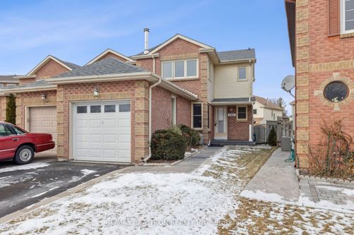 1065 Rathmore Cres, Pickering, ON, L1V5A3 | Card Image