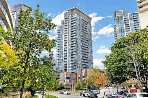 606-62 Forest Manor Road, North York, ON, M2J1M6 | Card Image