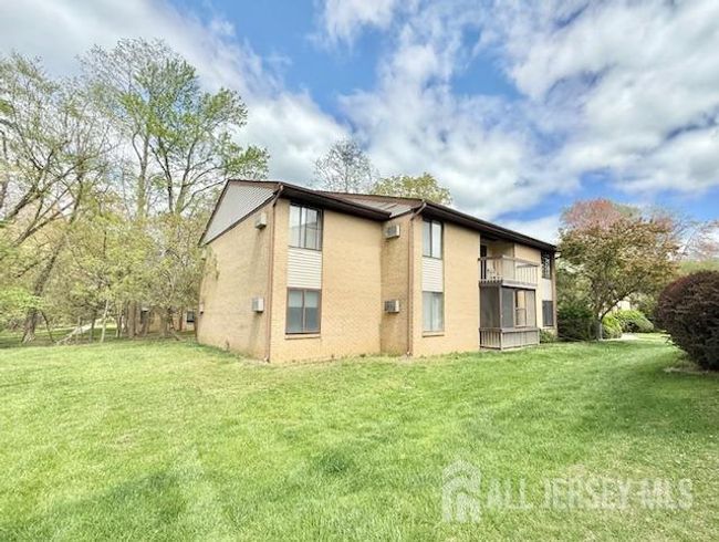 A - 54 Amberly Dr, Townhouse with 2 bedrooms, 1 bathrooms and null parking in Manalapan NJ | Image 22