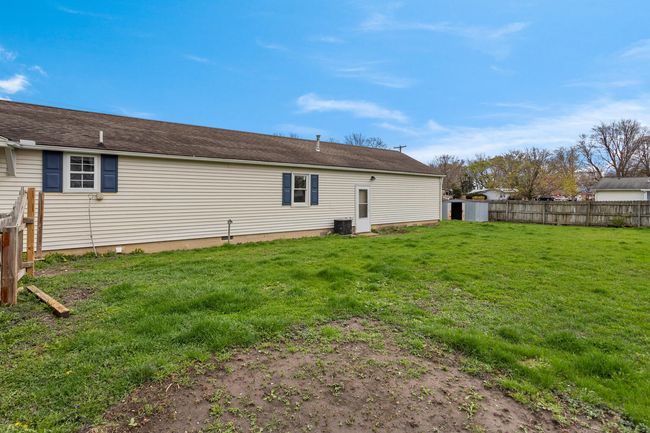 201 S 1 St St, House other with 3 bedrooms, 1 bathrooms and 6 parking in Tolono IL | Image 7