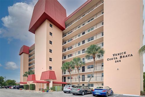 apt-204-244 Saint Augustine Ave, VENICE, FL, 34285-1840 | Card Image