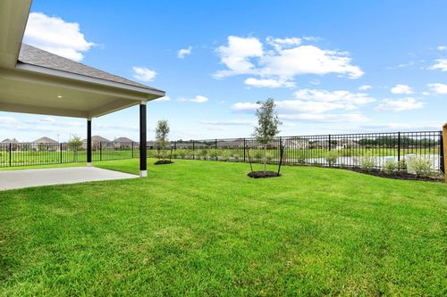 5027 Magnolia Springs Dr, Pearland, TX, 77584-2579 | Card Image