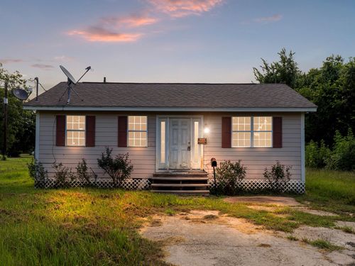 2905 Avenue A, Bay City, TX, 77414-6530 | Card Image