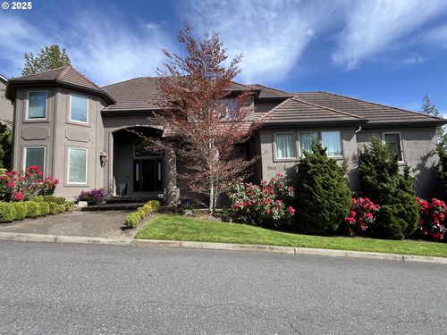 3319 Nw Spencer St, Portland, OR, 97229-8056 | Card Image