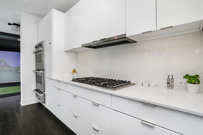 311 Alfred Street | Image 17
