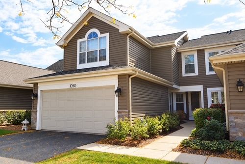 1050 Ridgefield Cir, Carol Stream, IL, 60188-2996 | Card Image
