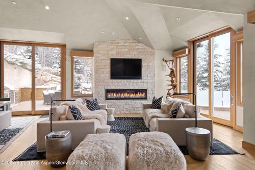 136 Northway Dr, Aspen, CO, 81611-2225 | Card Image