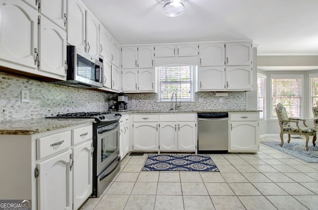 110 Greenridge Ct, House other with 3 bedrooms, 3 bathrooms and null parking in Fayetteville GA | Image 37