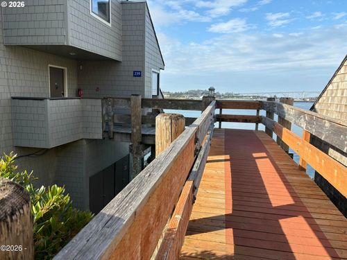 239-1000 Se Bay Blvd, Newport, OR, 97365-4201 | Card Image