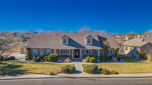 875 Country Ln, Santa Clara, UT, 84765-5408 | Card Image