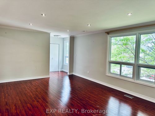 upper-1374 Charles Dr, Burlington, ON, L7P2C9 | Card Image